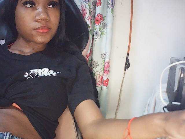 fariana live cam on BongaCams