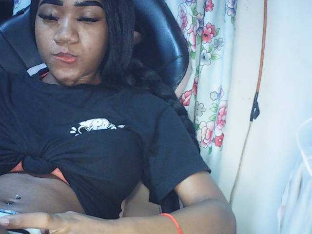 fariana live cam on BongaCams