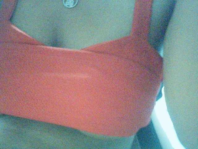 fariana live cam on BongaCams