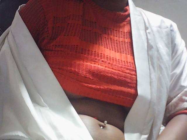 fariana live cam on BongaCams