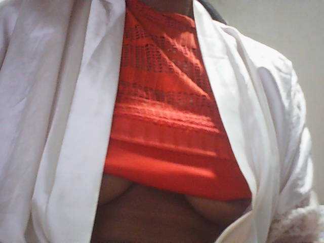fariana live cam on BongaCams