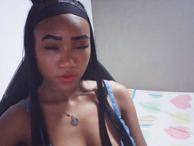 fariana live cam on BongaCams