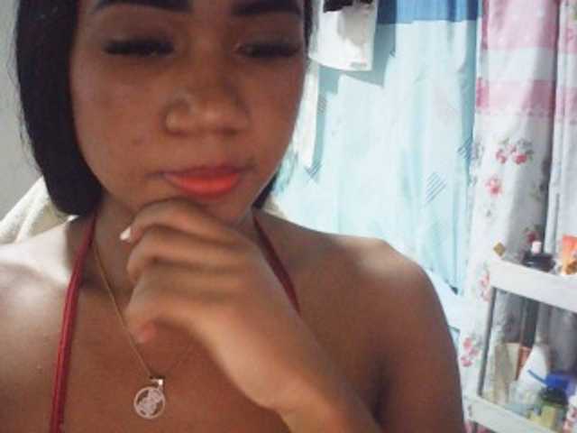 le modèle fariana est en webcam porno dans un show sur le site bongacams, il possède les tags suivants: Latino/Hispanic,Brunette,Shaved