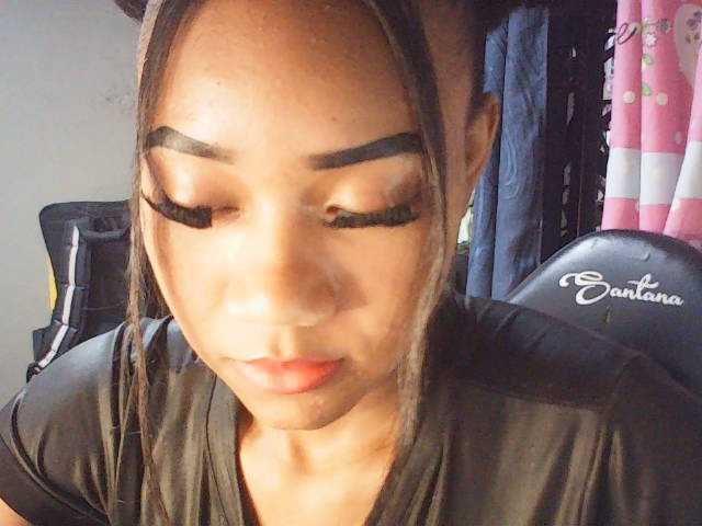 fariana, en directo ahora en BongaCams