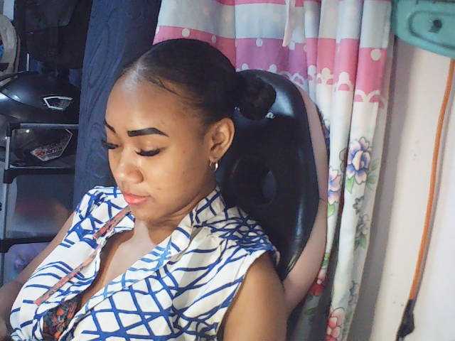 fariana live cam on BongaCams