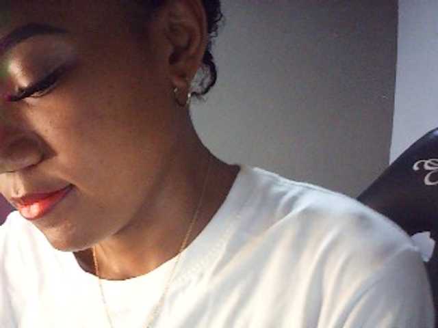 fariana live cam on BongaCams