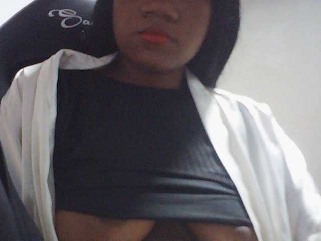 fariana live cam on BongaCams