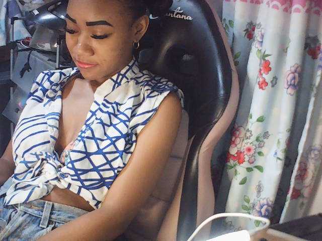 fariana live cam on BongaCams