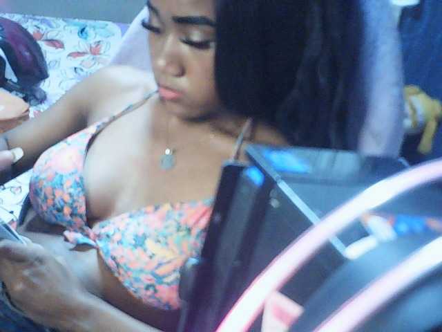 fariana live cam on BongaCams