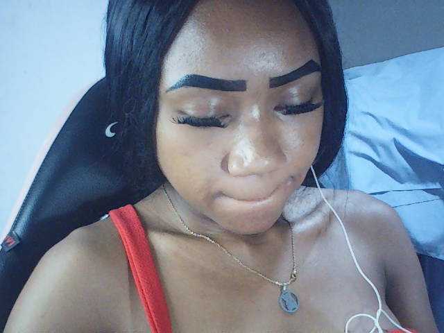 fariana live cam on BongaCams