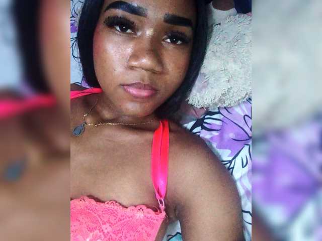 fariana live cam on BongaCams