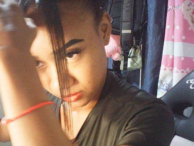 fariana live cam on BongaCams