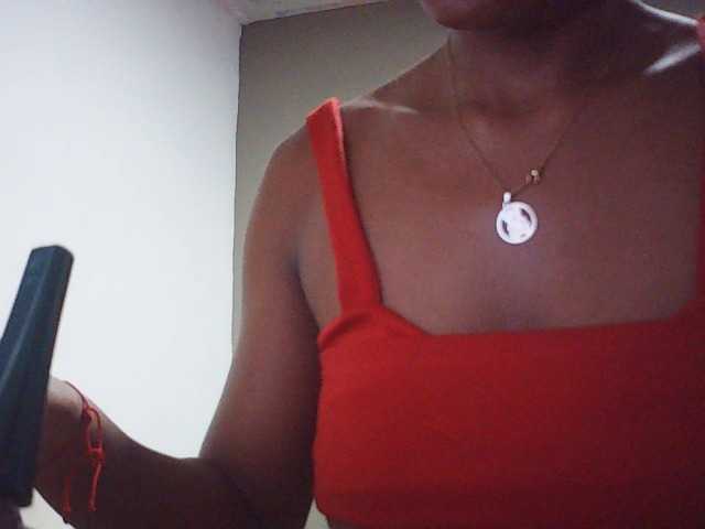 fariana live cam on BongaCams
