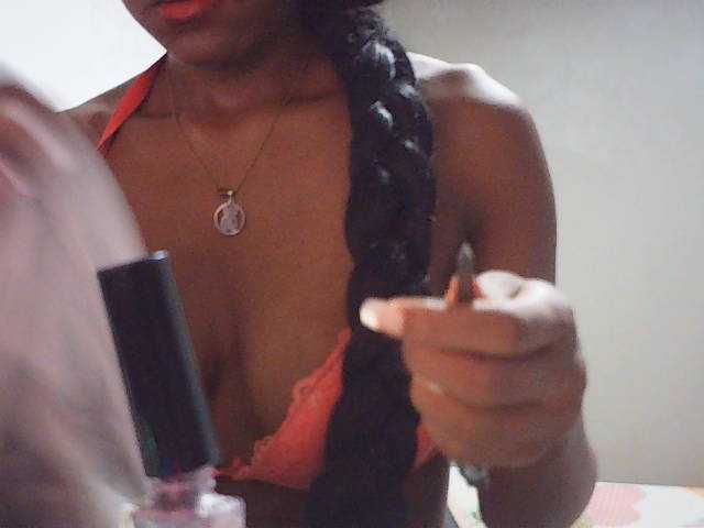 fariana live cam on BongaCams