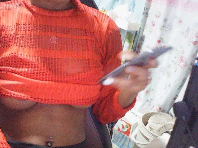 fariana live cam on BongaCams