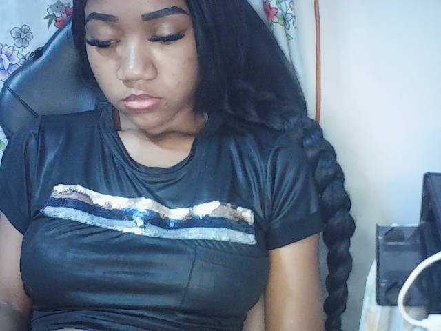 fariana webcam bongacams model stream image