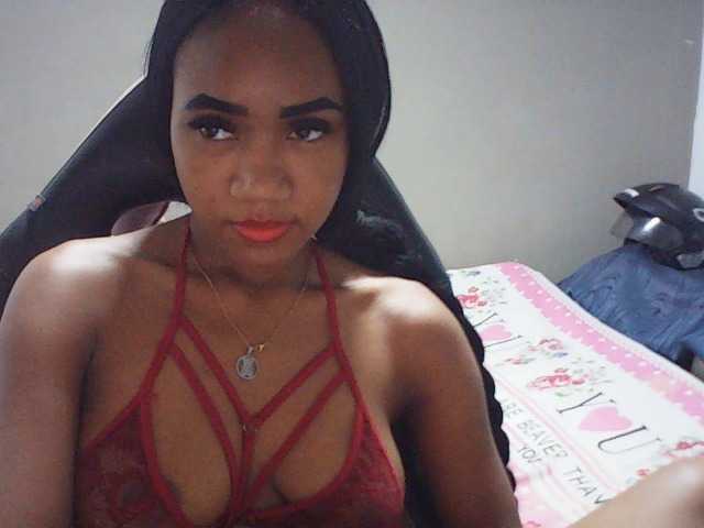 fariana webcam bongacams model stream image