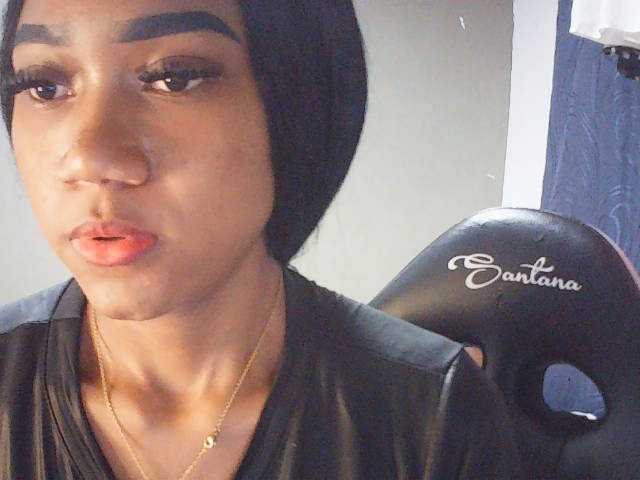 fariana live cam on BongaCams