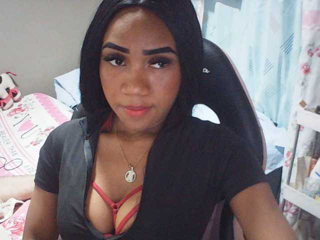 fariana webcam bongacams model stream image