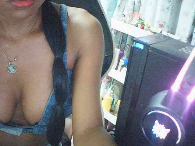 fariana webcam