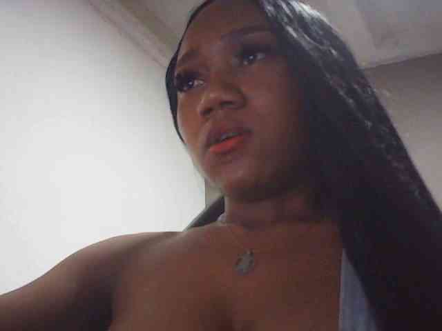 fariana Live Webcam on BongaCams