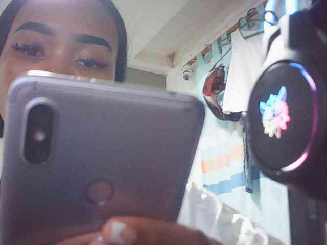 fariana webcam