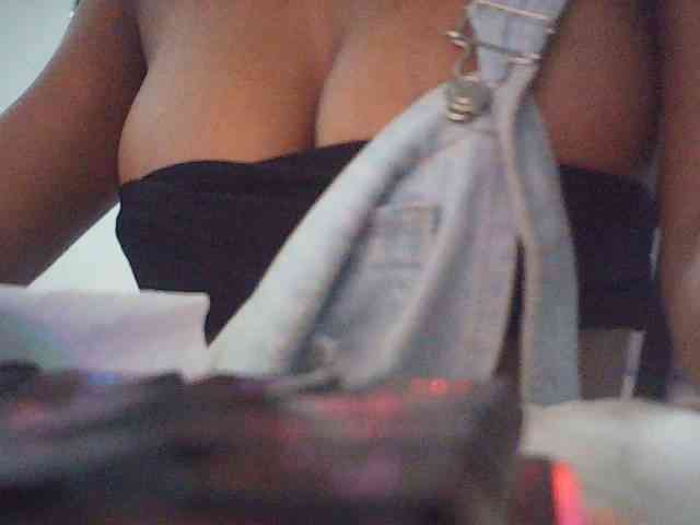 fariana webcam
