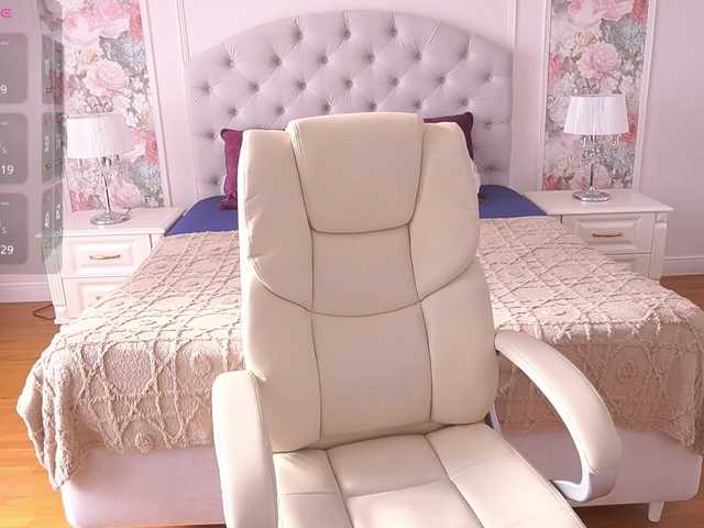 CassandraStars live cam on BongaCams