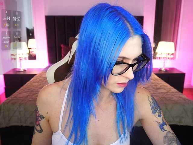 CassandraStars live cam preview
