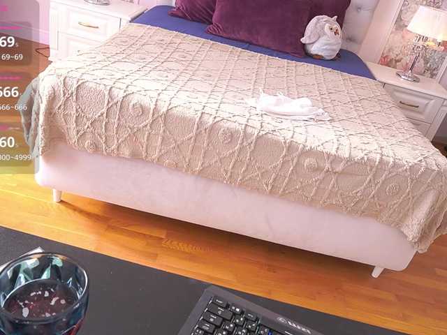 CassandraStars live cam on BongaCams