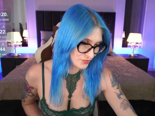 CassandraStars live cam on BongaCams