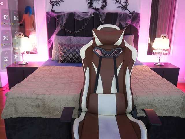 Cassandrastars live cam