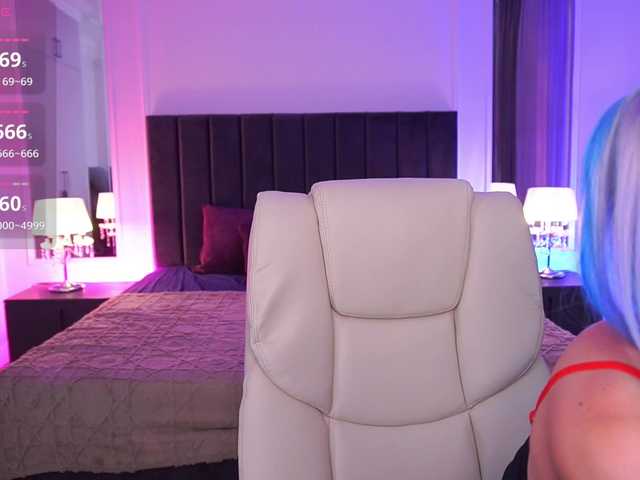 CassandraStars live cam on BongaCams