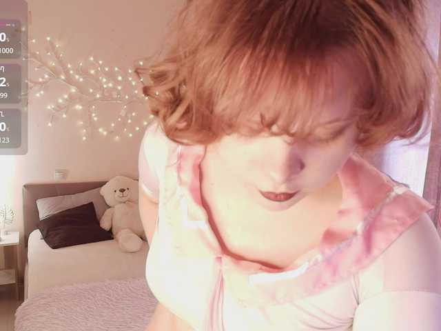 Emily-relish's BongaCams show and profile
