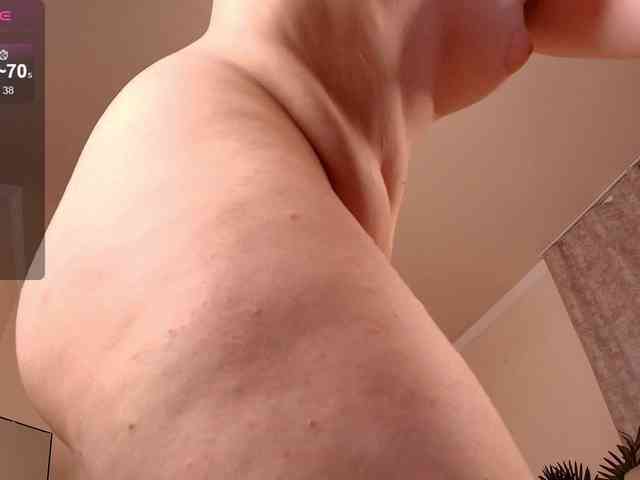 Emily-relish webcam