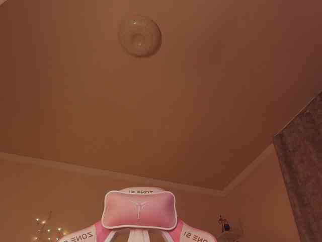 Emily-relish webcam
