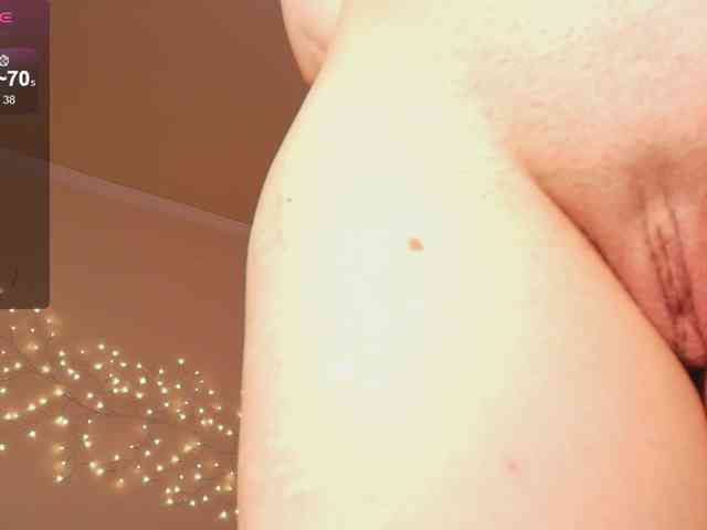 Emily-relish webcam