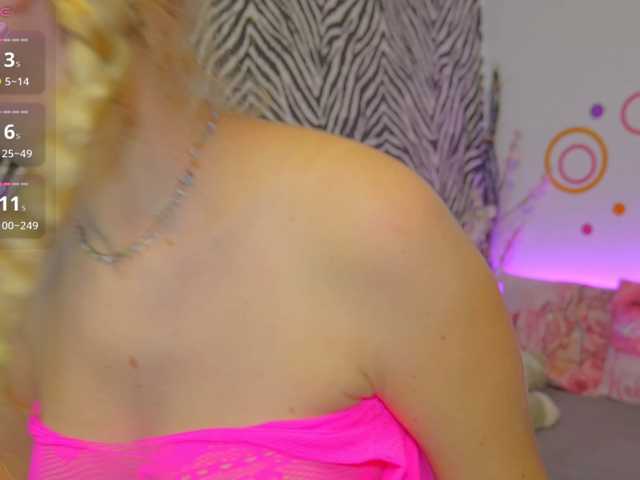JennyShow, en directo ahora en BongaCams