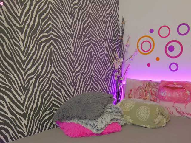 JennyShow live cam on BongaCams