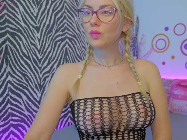 JennyShow, en vivo ahora en BongaCams