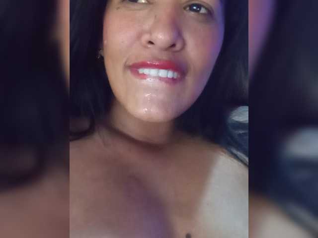 Letty33 live webcam show
