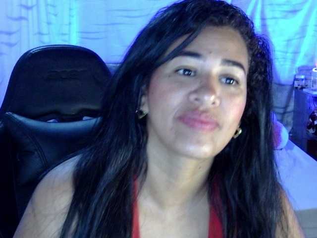 letty33 cam belle