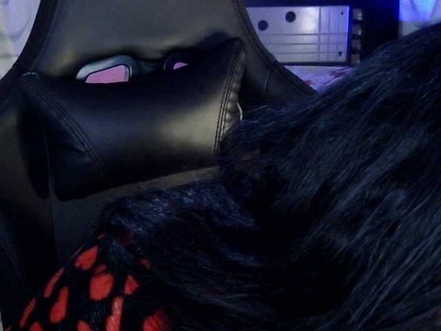 Letty33 live cam on BongaCams