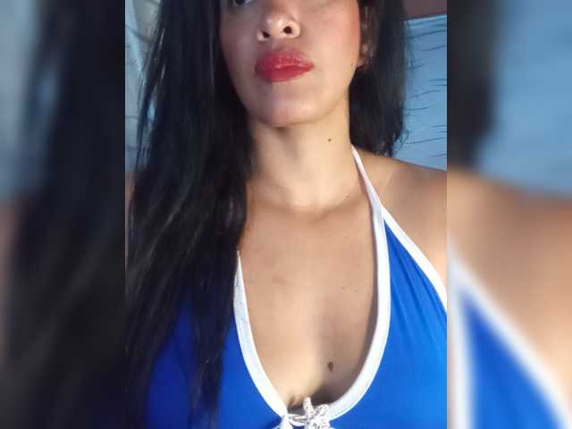 Letty33 live cam on BongaCams