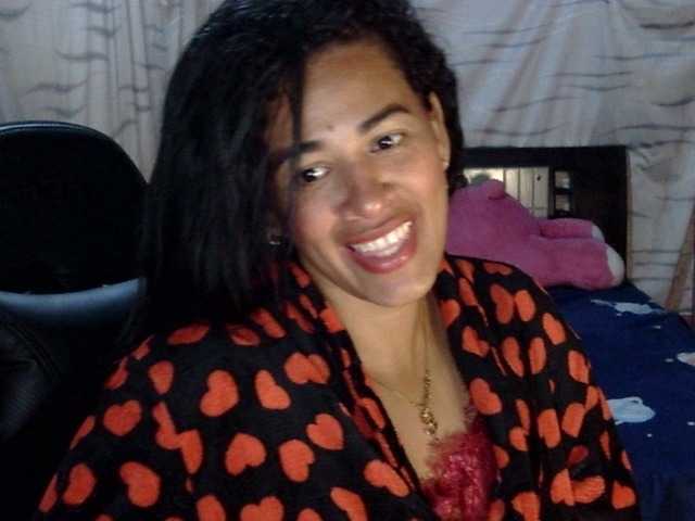 Letty33 live cam preview