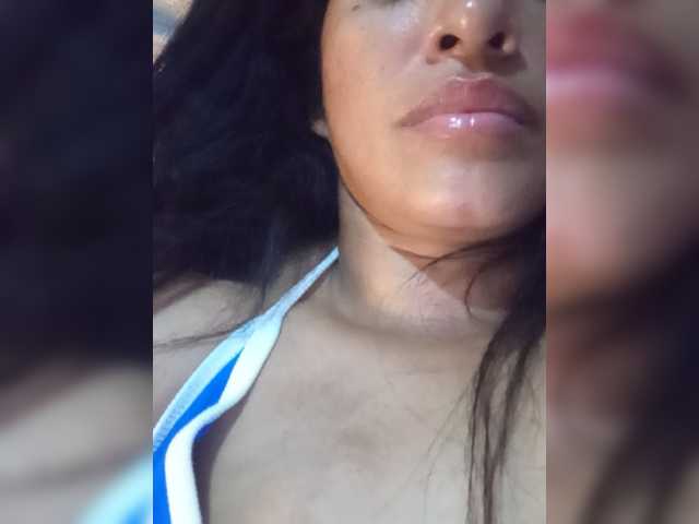 Letty33 live cam on BongaCams