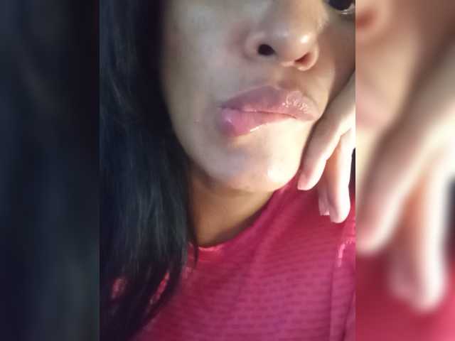 Letty33 live cam