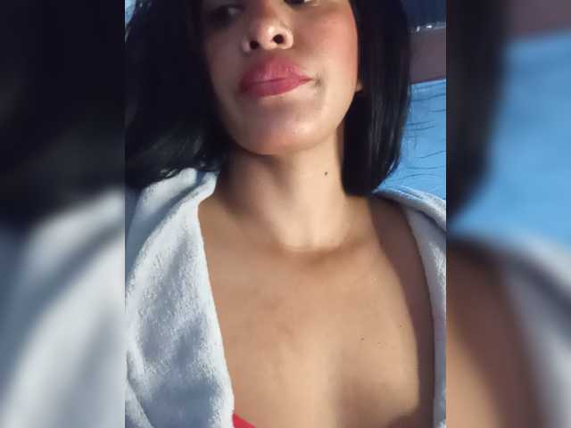 Letty33 live cam on BongaCams