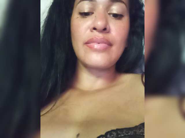 Letty33 live cam preview