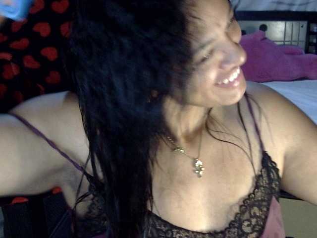 Letty33 live cam preview